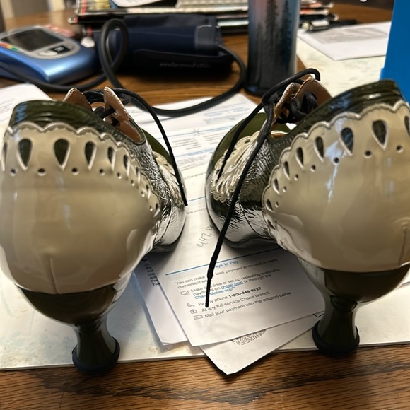 John Fluevog Lottie Deno lace up shoes size 9 slim fit - Picture 6 of 9